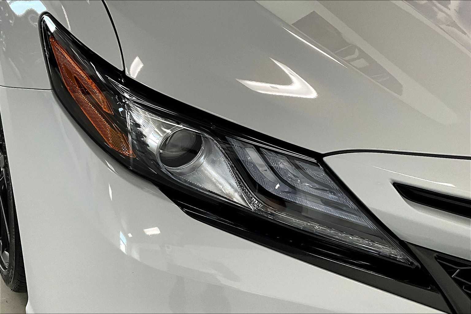 Thumbnail: 2023 Toyota Camry - 26