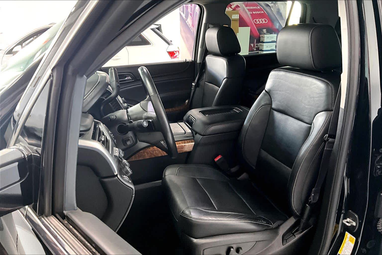 Thumbnail: 2016 Chevrolet Tahoe - 9