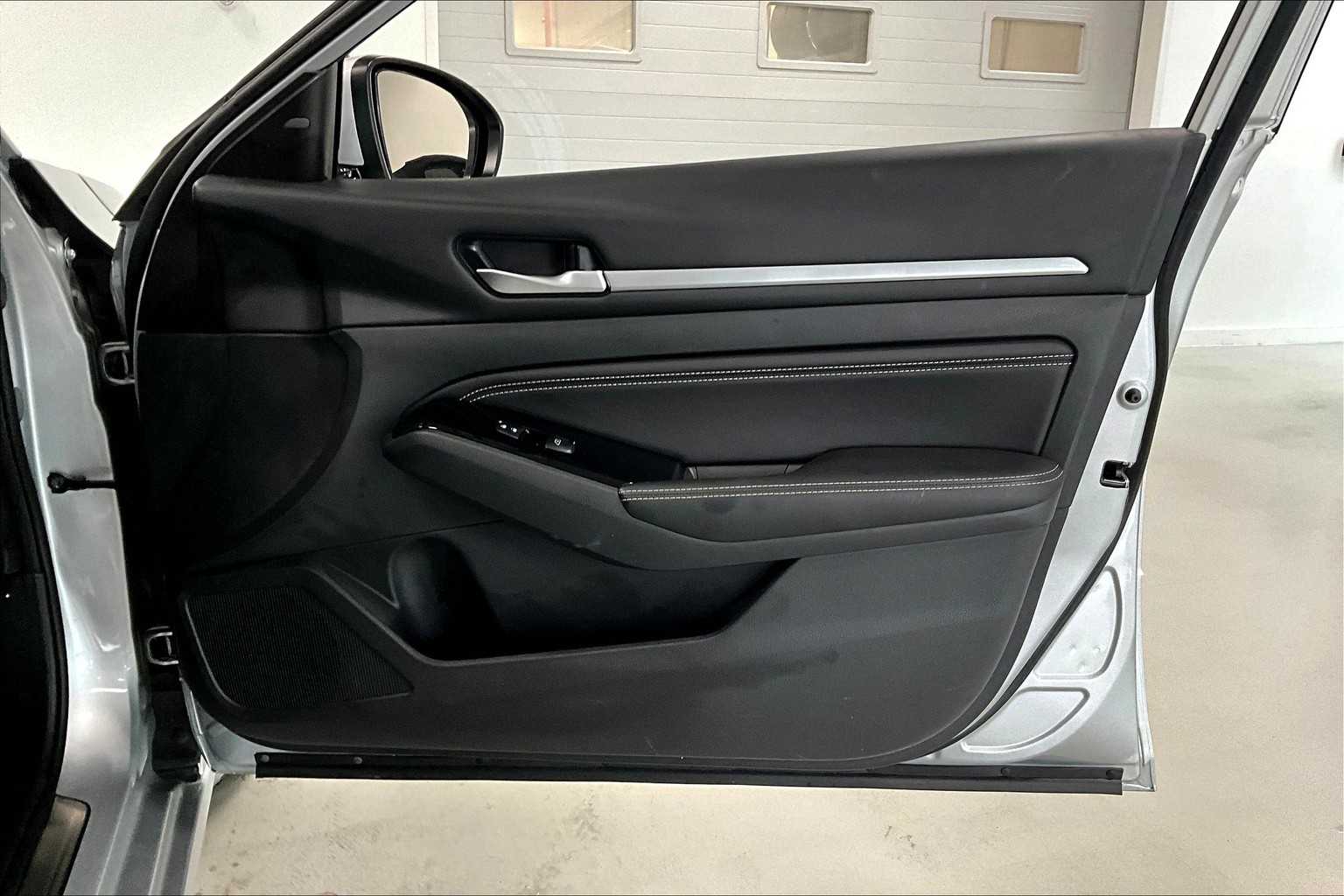 Thumbnail: 2022 Nissan Altima - 26