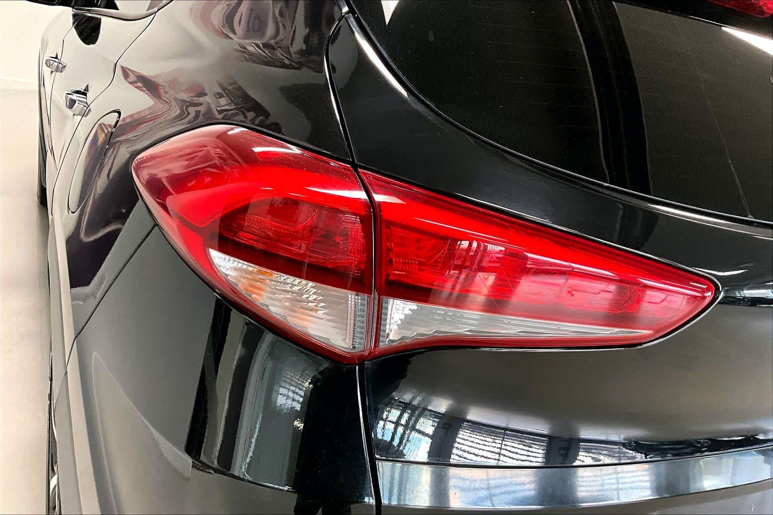 Thumbnail: 2017 Hyundai Tucson - 29