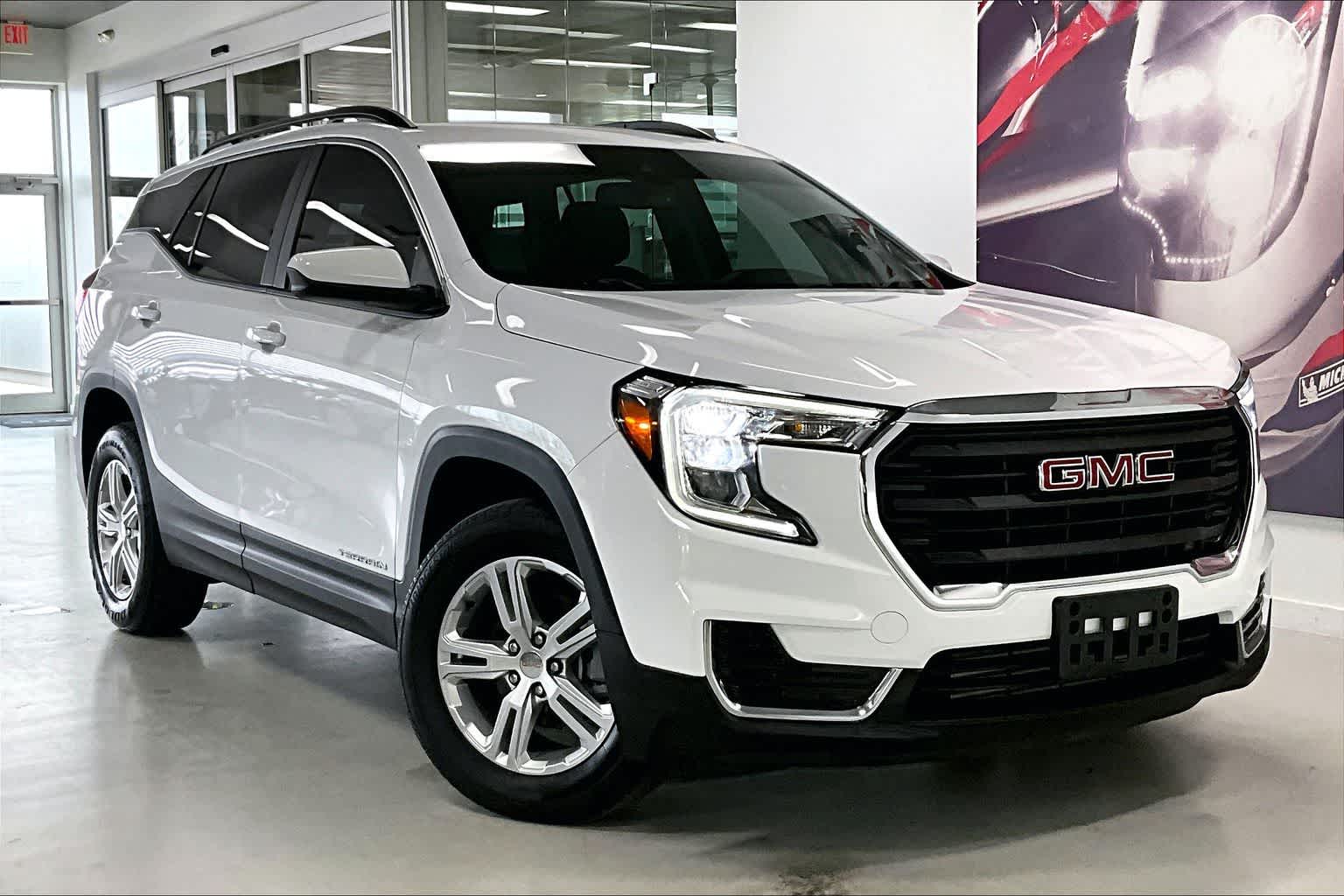 Thumbnail: 2022 GMC Terrain - 21