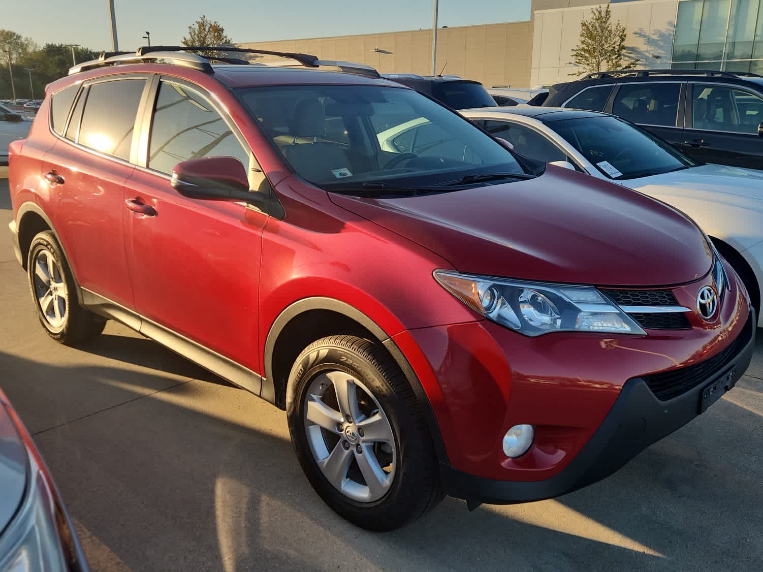 Thumbnail: 2013 Toyota RAV4 - 2