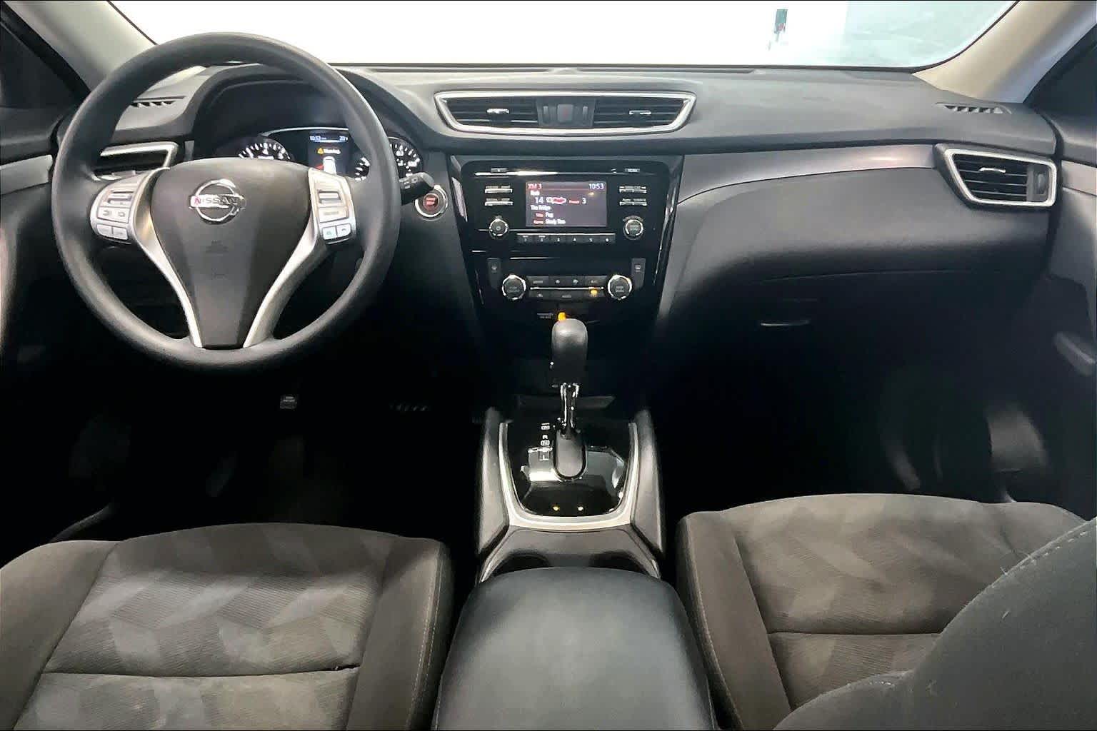 Thumbnail: 2016 Nissan Rogue - 9