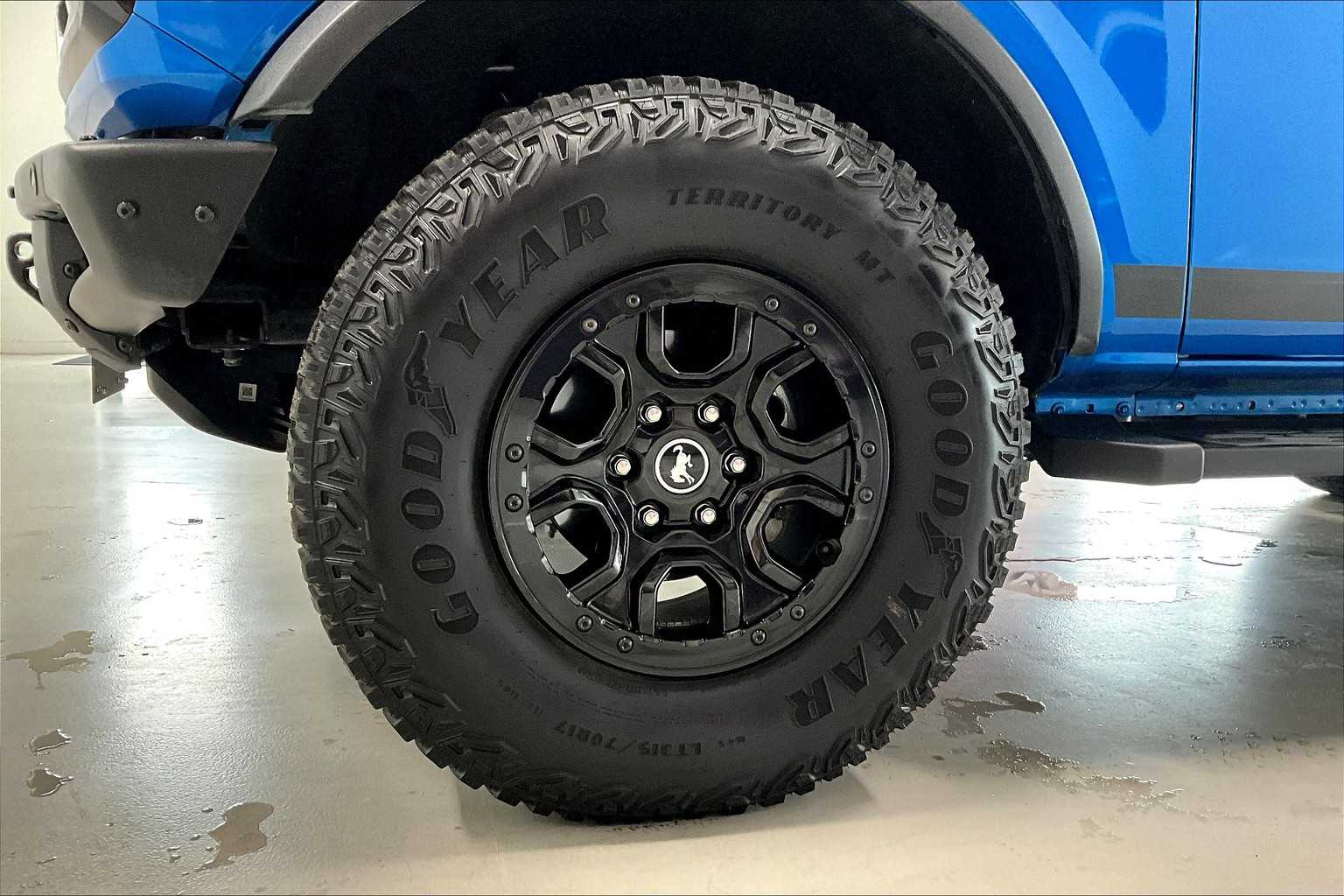 Thumbnail: 2021 Ford Bronco - 8