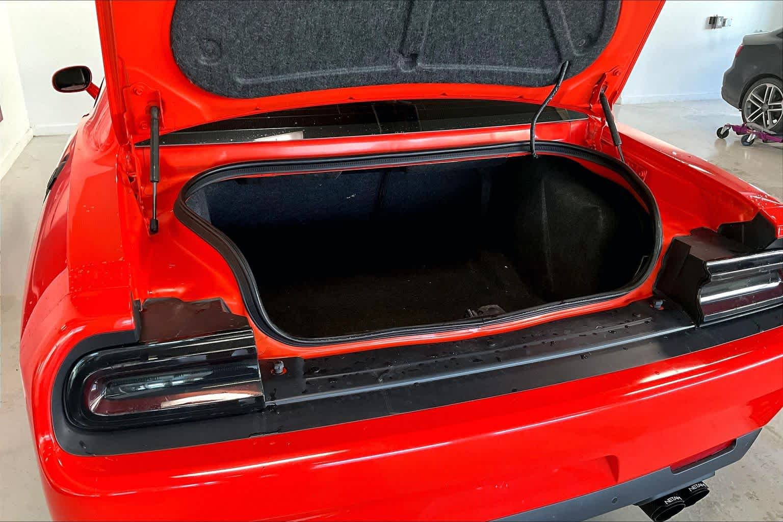 Thumbnail: 2018 Dodge Challenger - 16