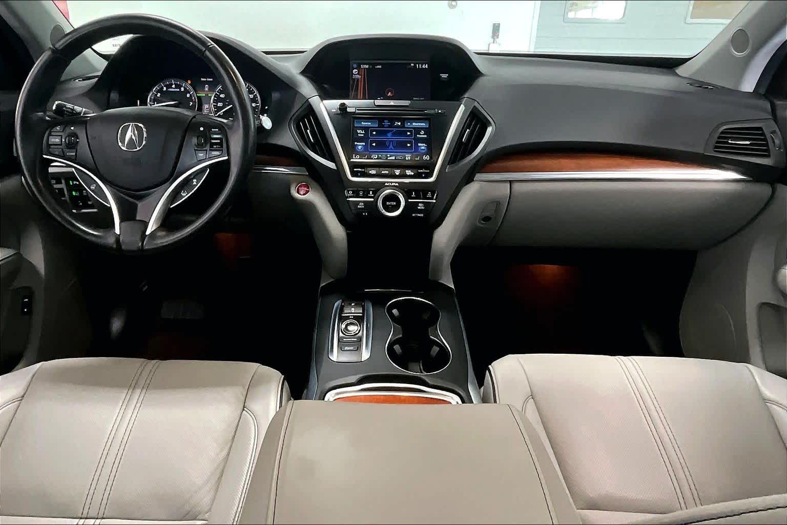 Thumbnail: 2017 Acura MDX - 9