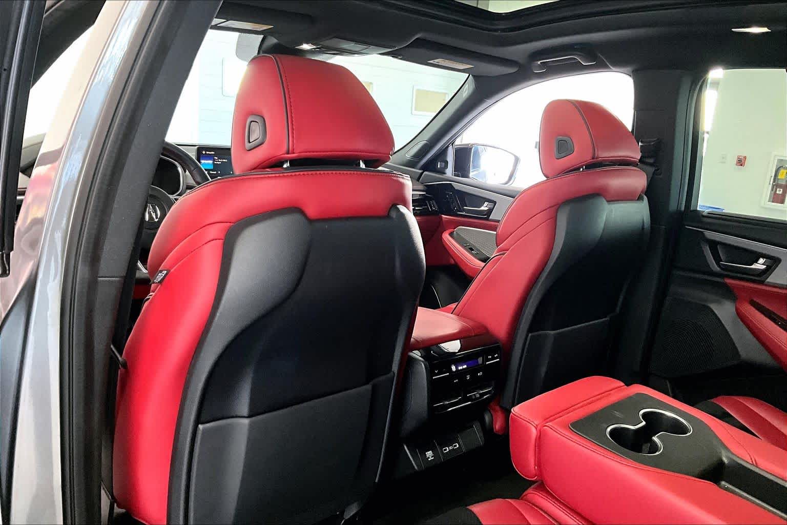 Thumbnail: 2023 Acura MDX - 11