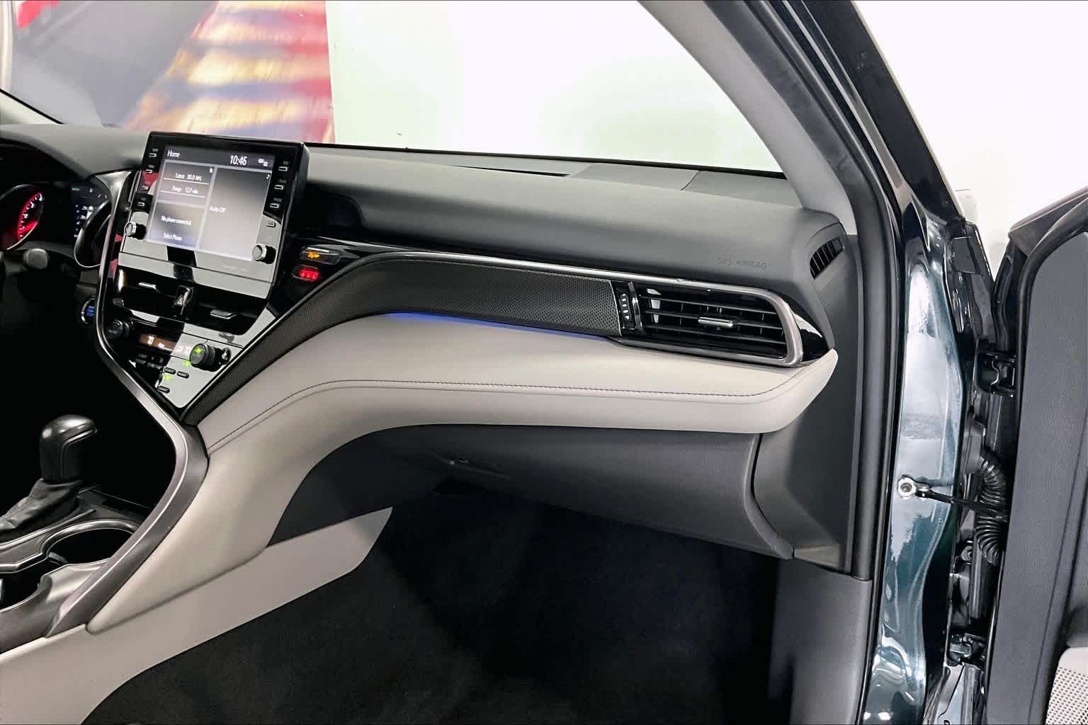 Thumbnail: 2021 Toyota Camry - 20