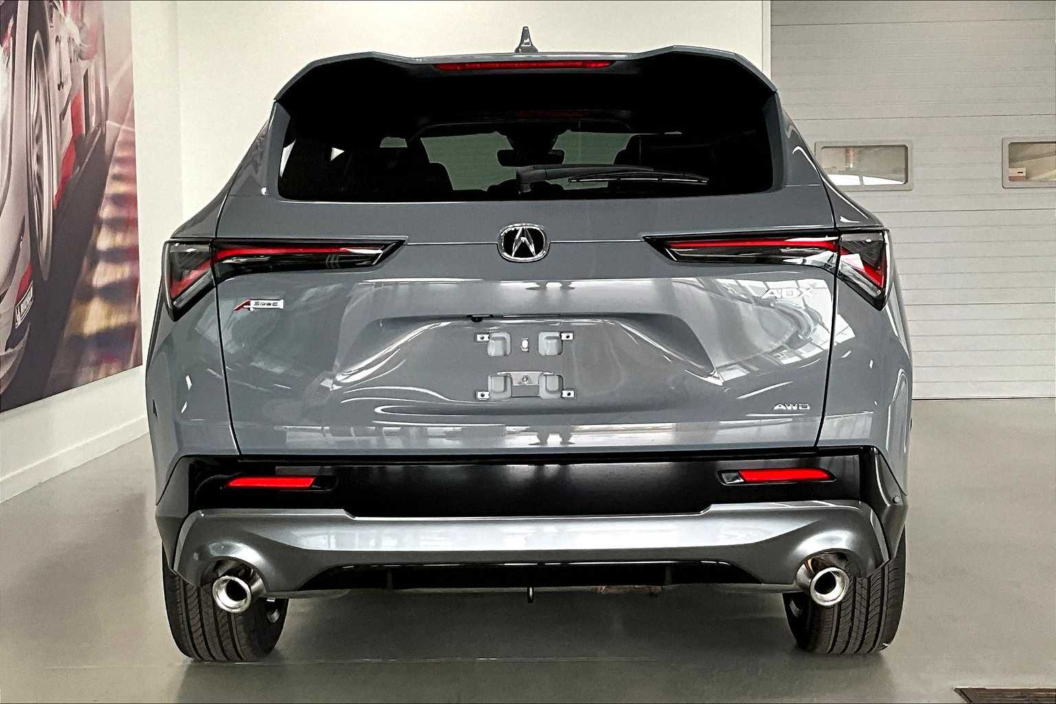 Thumbnail: 2025 Acura ADX - 5