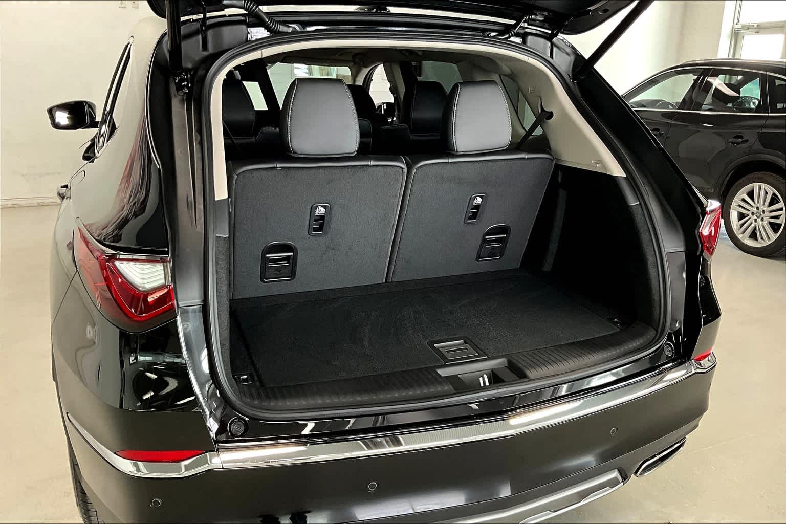 2025 Acura MDX Technology 18