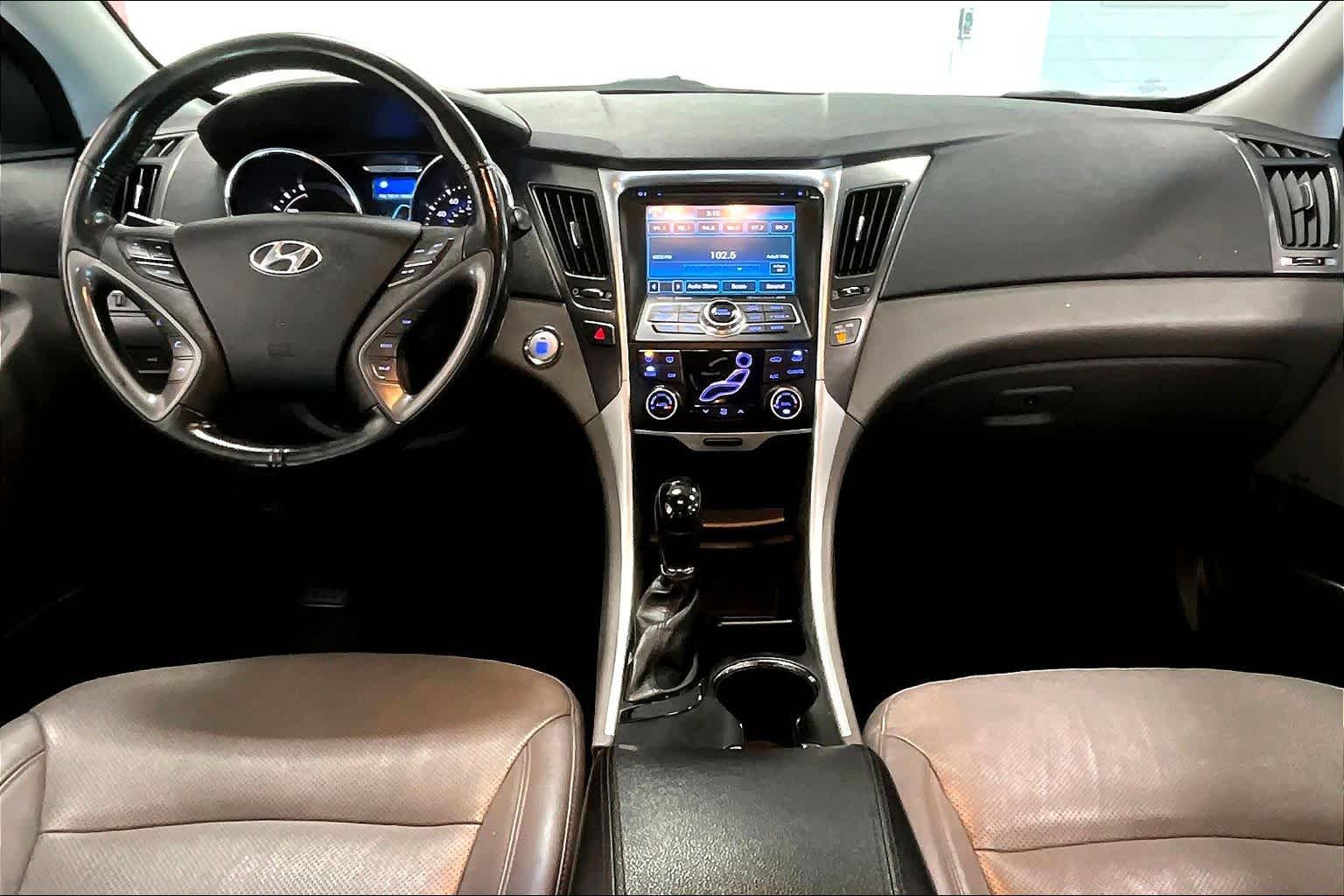 Thumbnail: 2013 Hyundai Sonata - 8