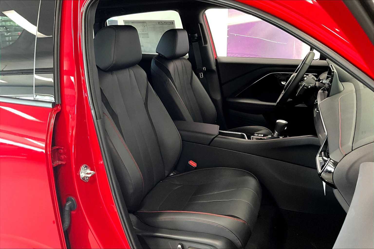 Thumbnail: 2025 Acura ADX - 13