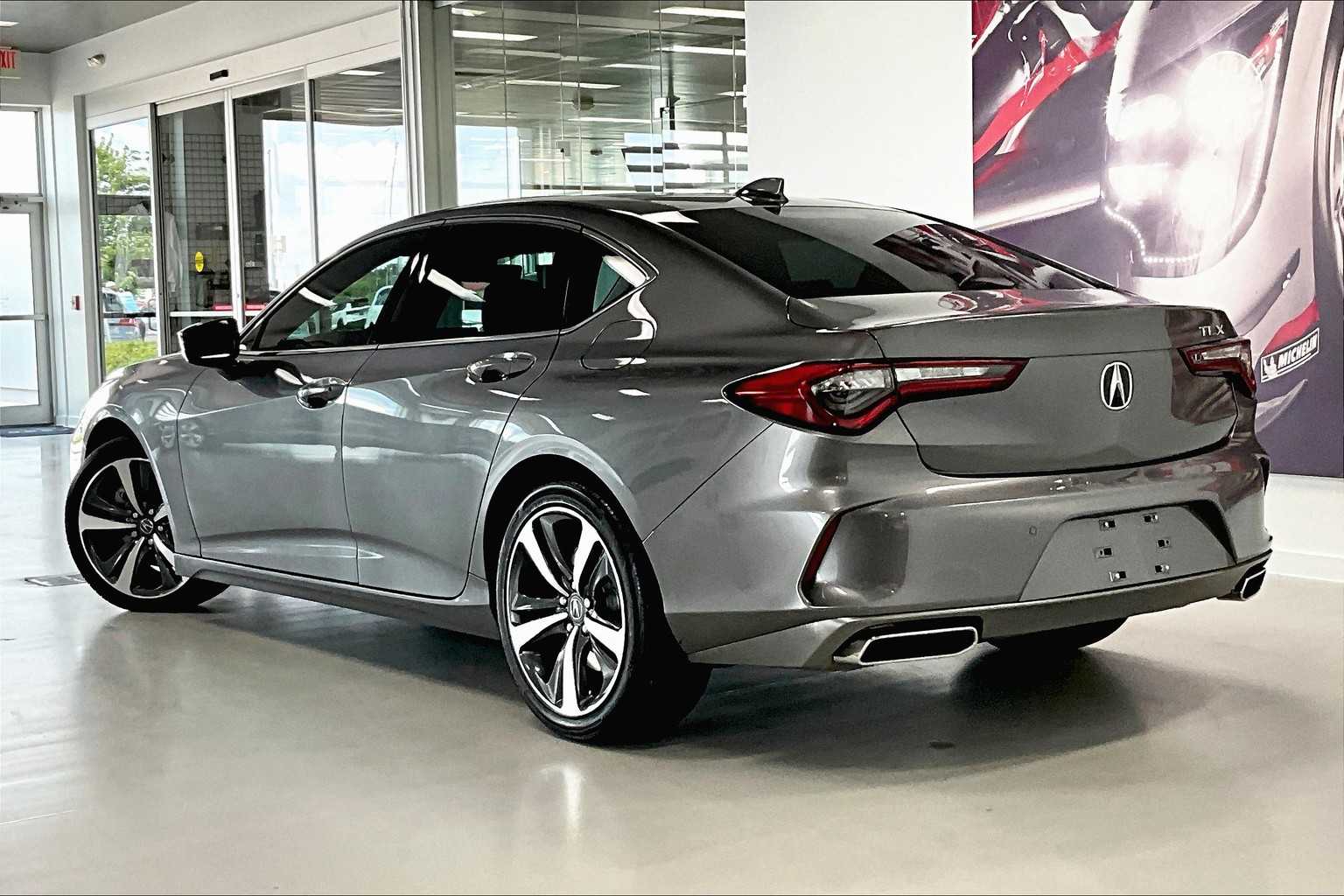2025 Acura TLX Technology photo 4