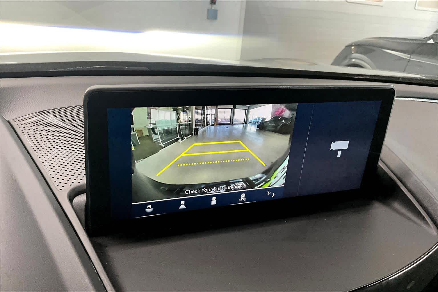 Thumbnail: 2025 Acura RDX - 23