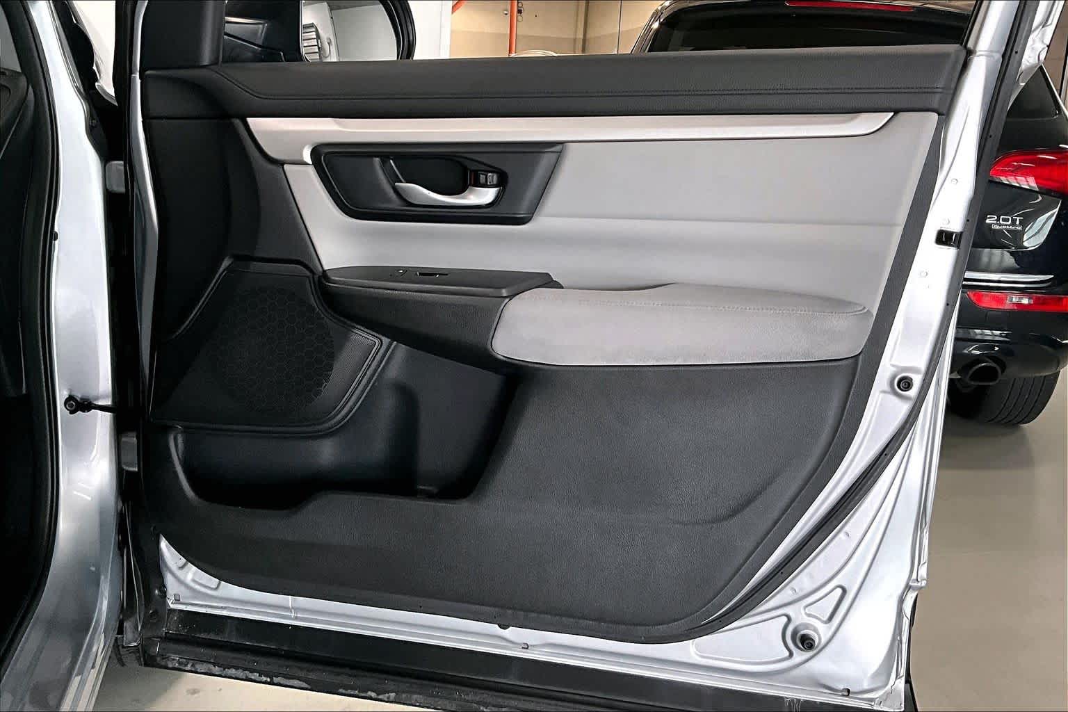 Thumbnail: 2017 Honda CR-V - 26