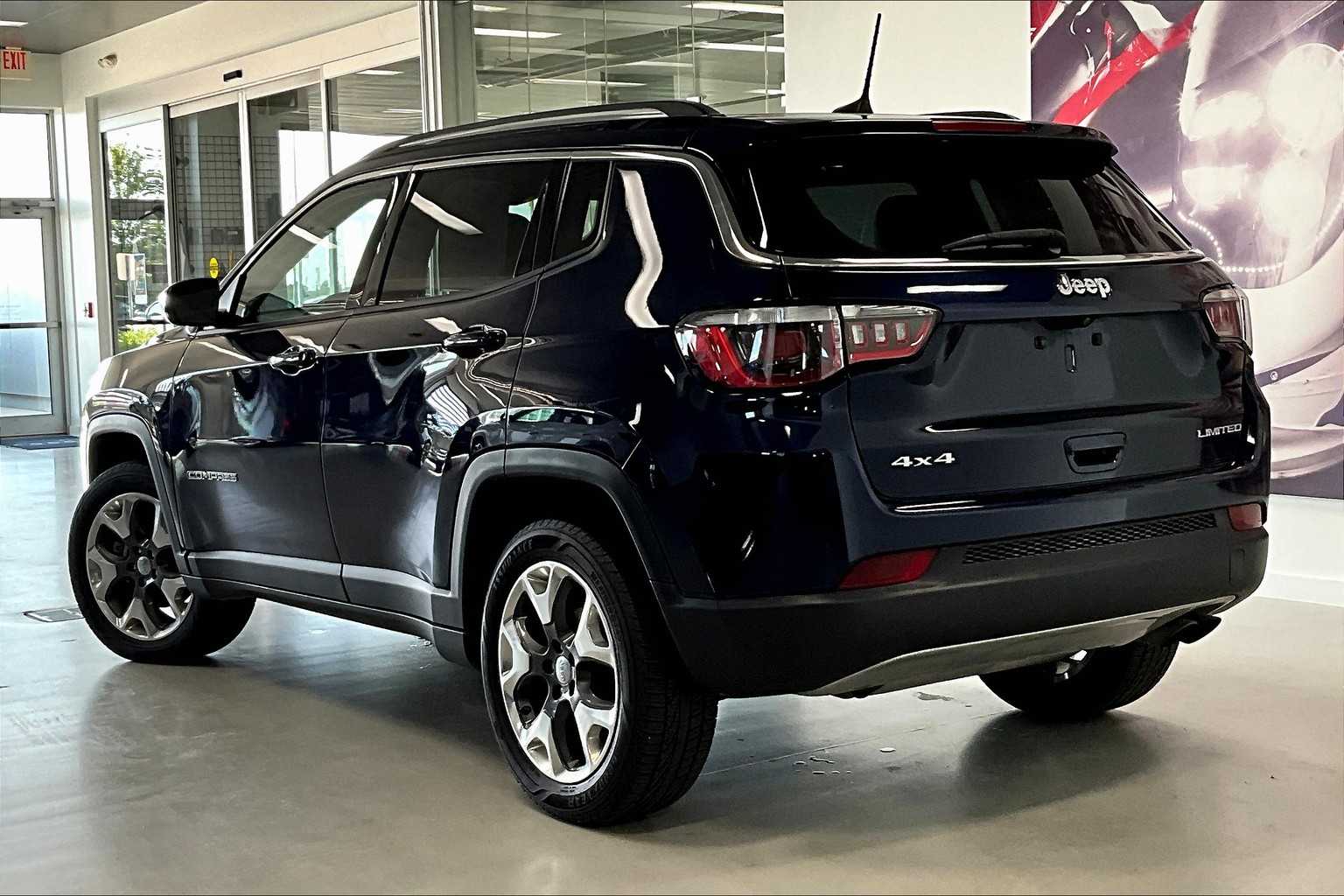 Thumbnail: 2019 Jeep Compass - 4