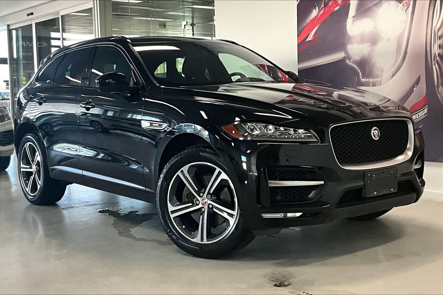 Thumbnail: 2020 Jaguar F-Pace - 19