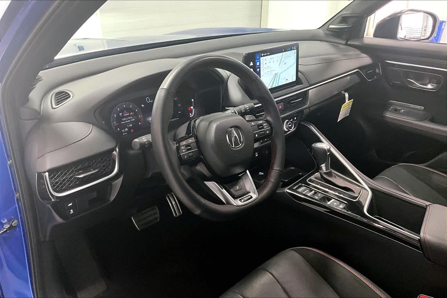 Thumbnail: 2025 Acura ADX - 2