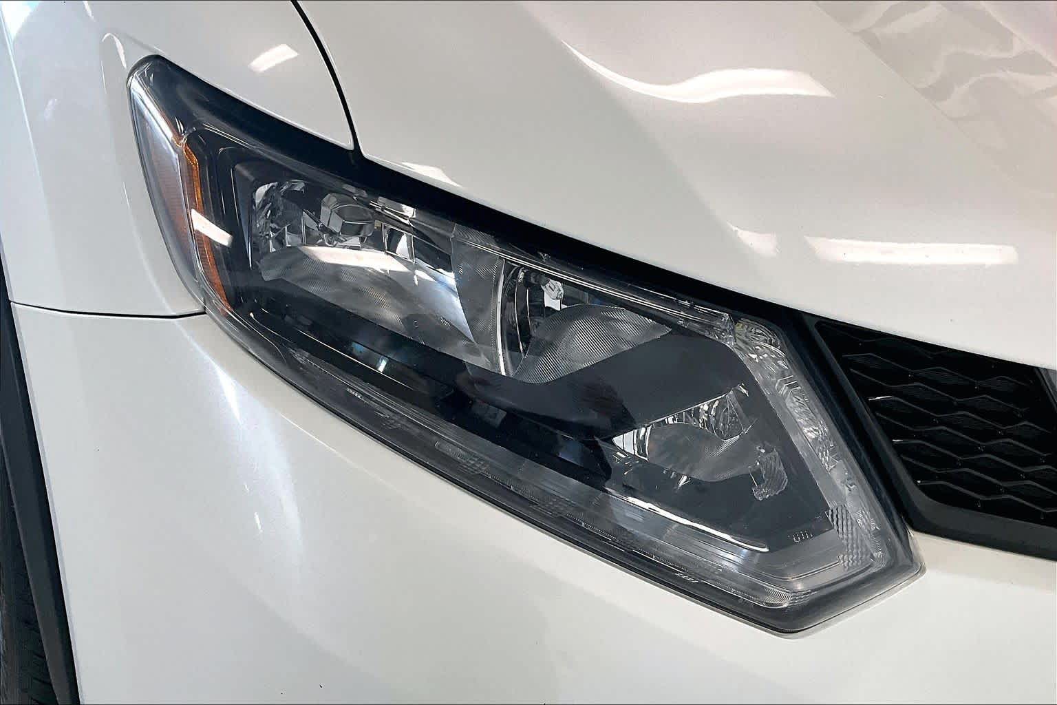 Thumbnail: 2016 Nissan Rogue - 29