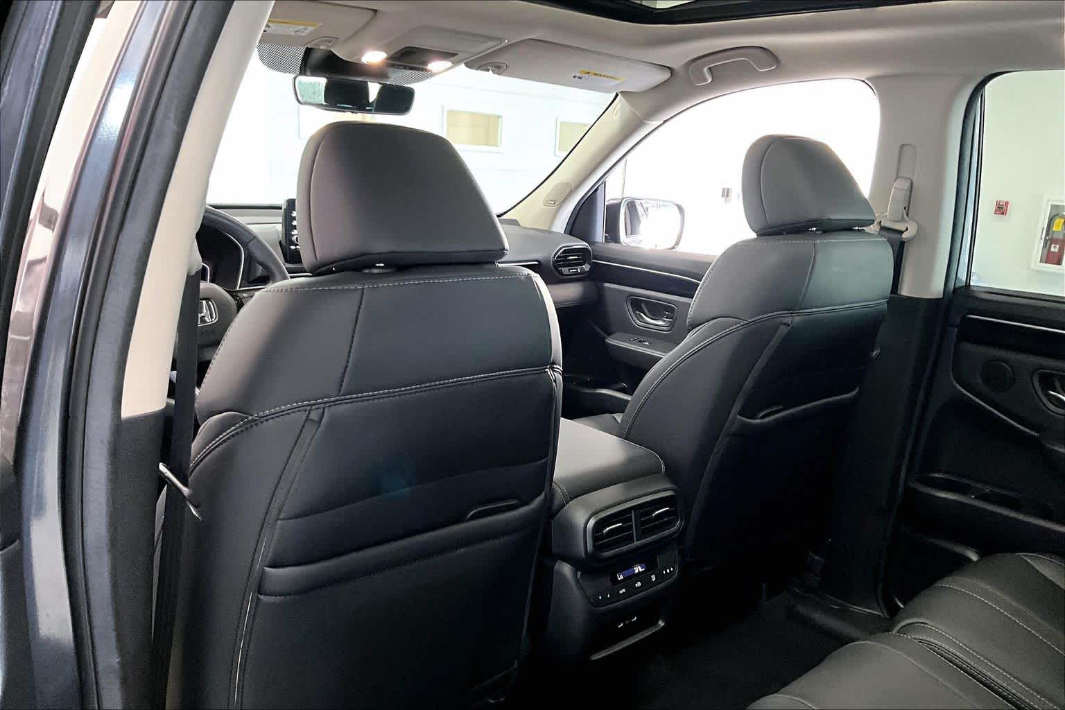 Thumbnail: 2025 Honda Pilot - 10