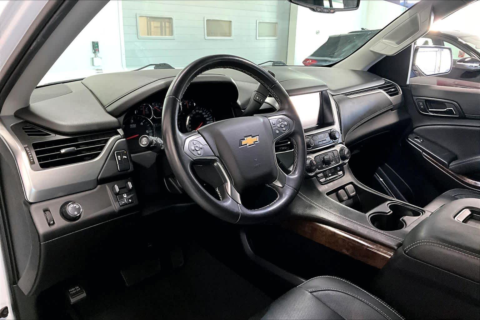 Thumbnail: 2020 Chevrolet Tahoe - 2