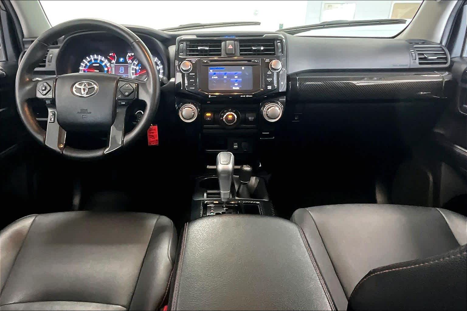 Thumbnail: 2019 Toyota 4Runner - 8