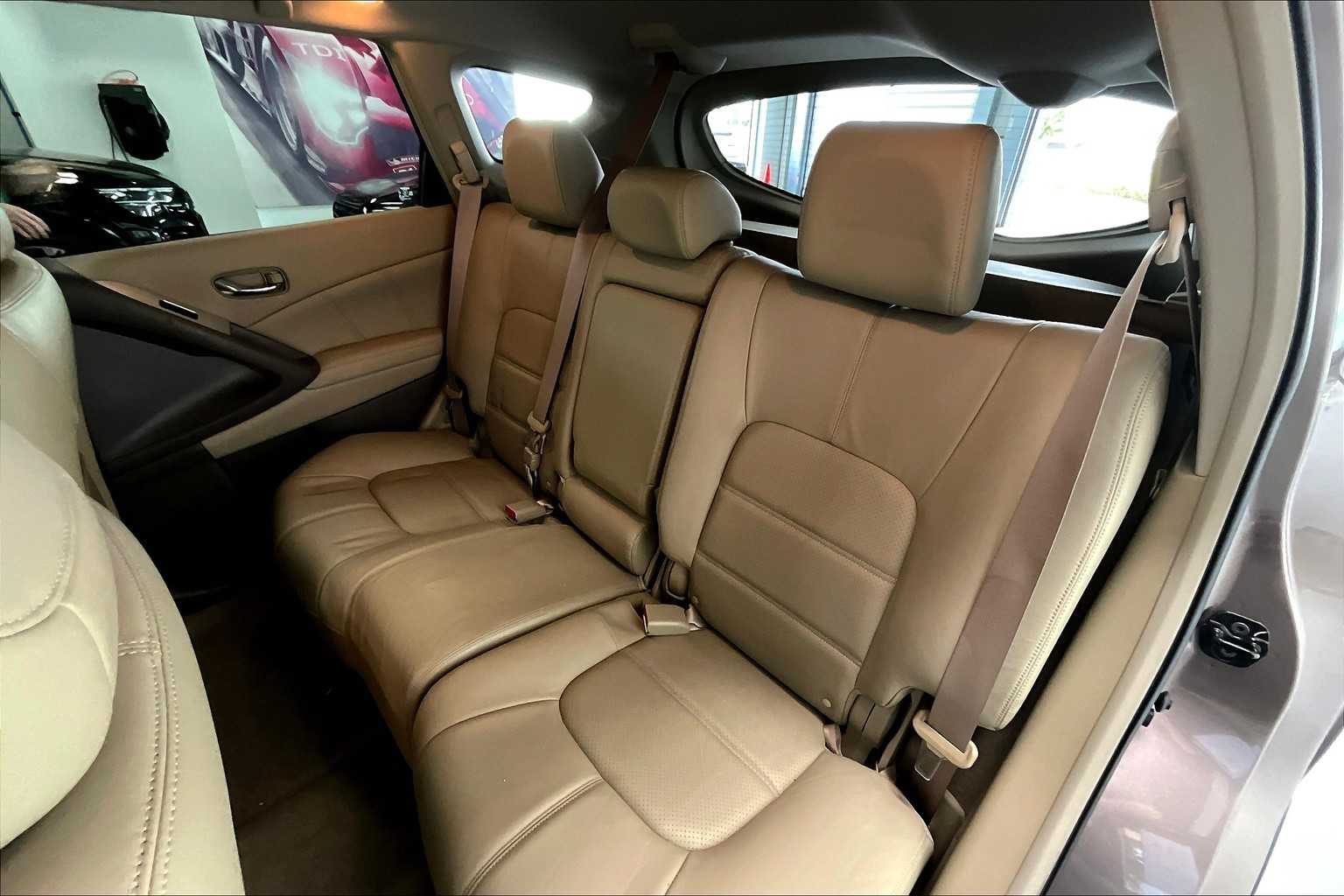 Thumbnail: 2013 Nissan Murano - 27