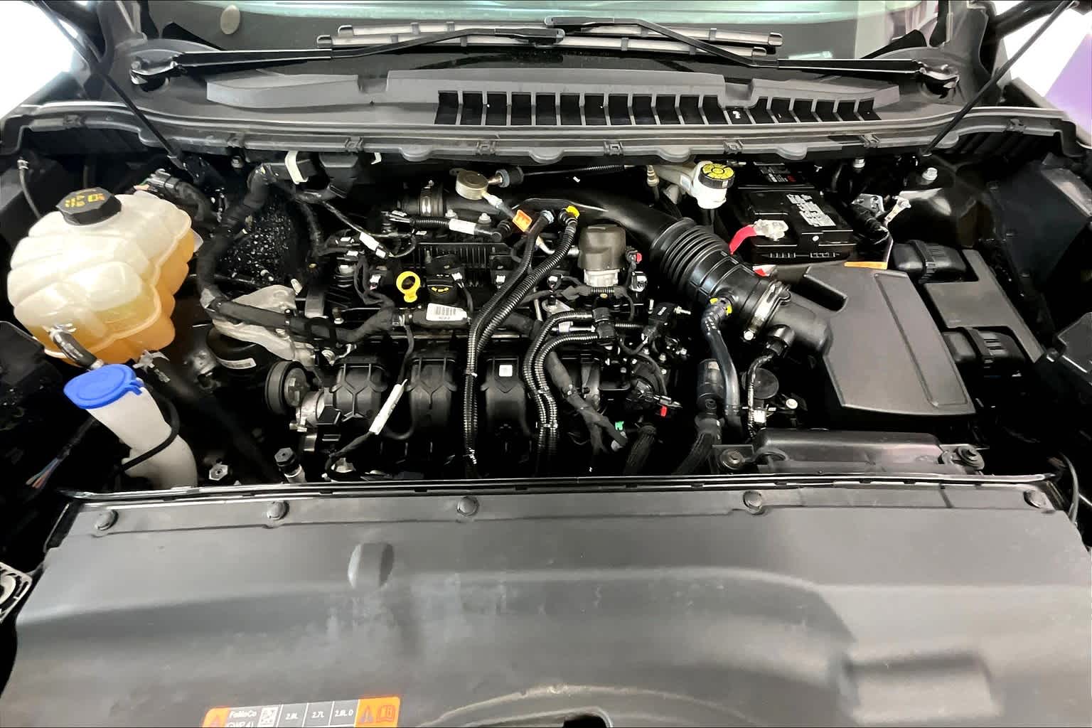 2022 Ford Edge Titanium 8