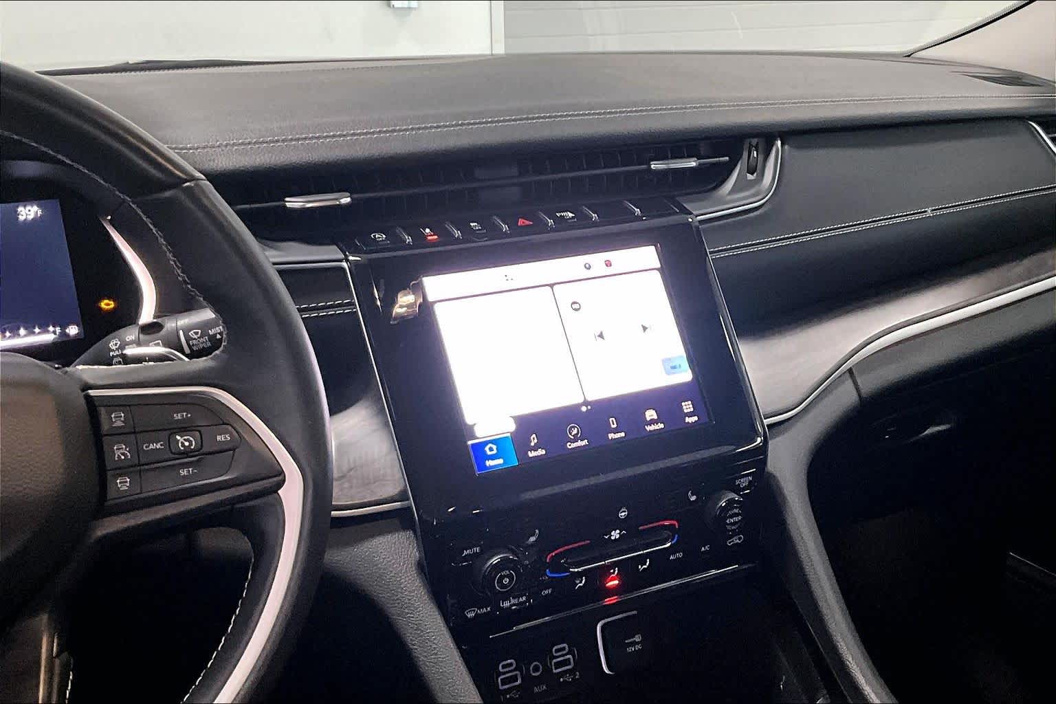 Thumbnail: 2022 Jeep Grand Cherokee - 13