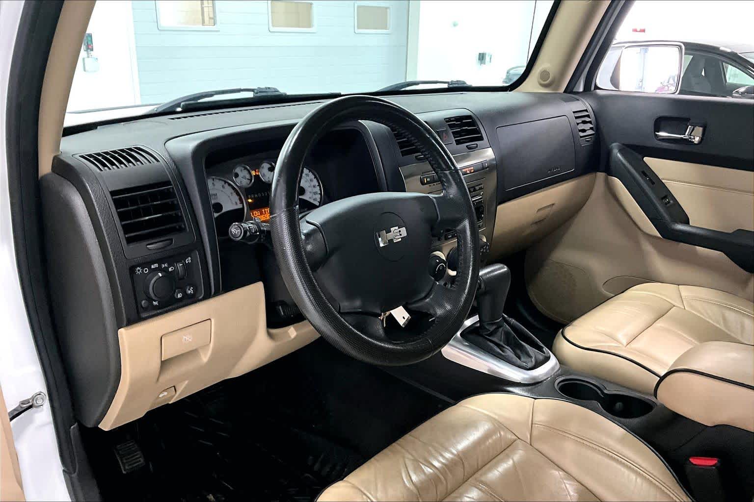 Thumbnail: 2010 Hummer H3 - 2