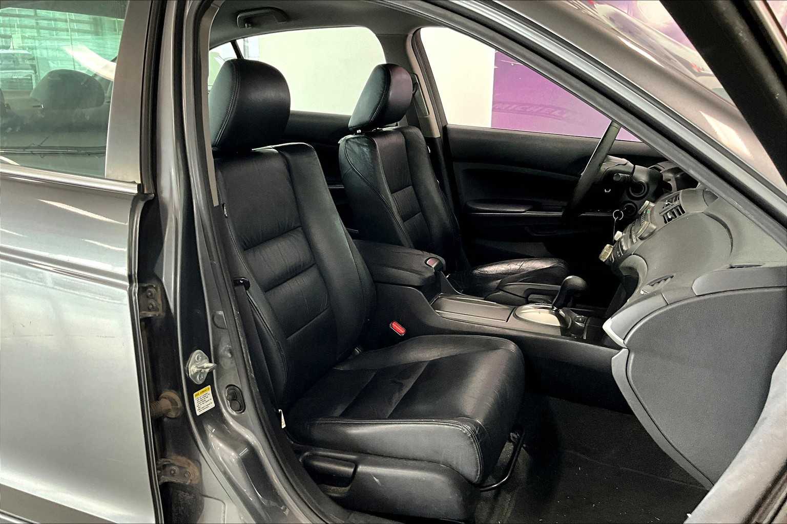Thumbnail: 2011 Honda Accord - 9