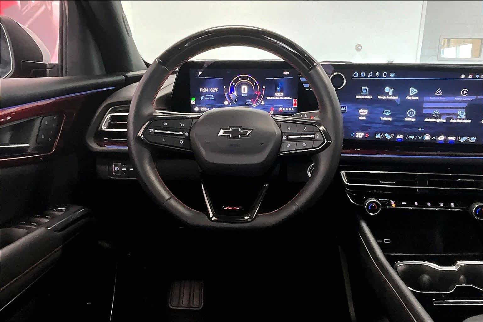 Thumbnail: 2024 Chevrolet Traverse - 12