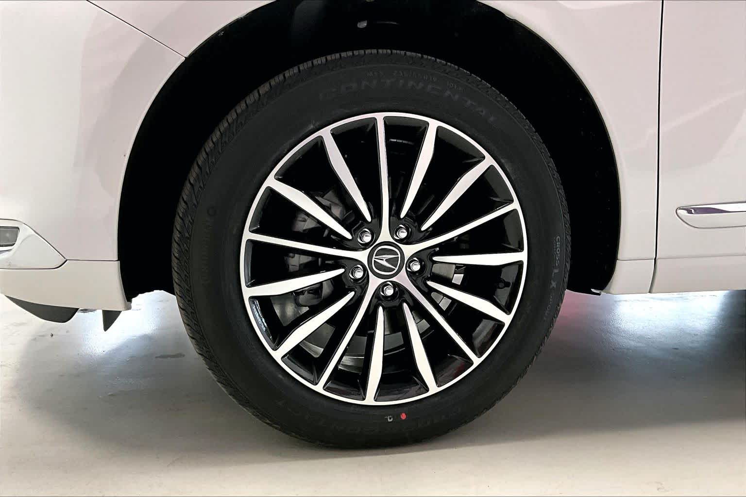 Thumbnail: 2026 Acura RDX - 8