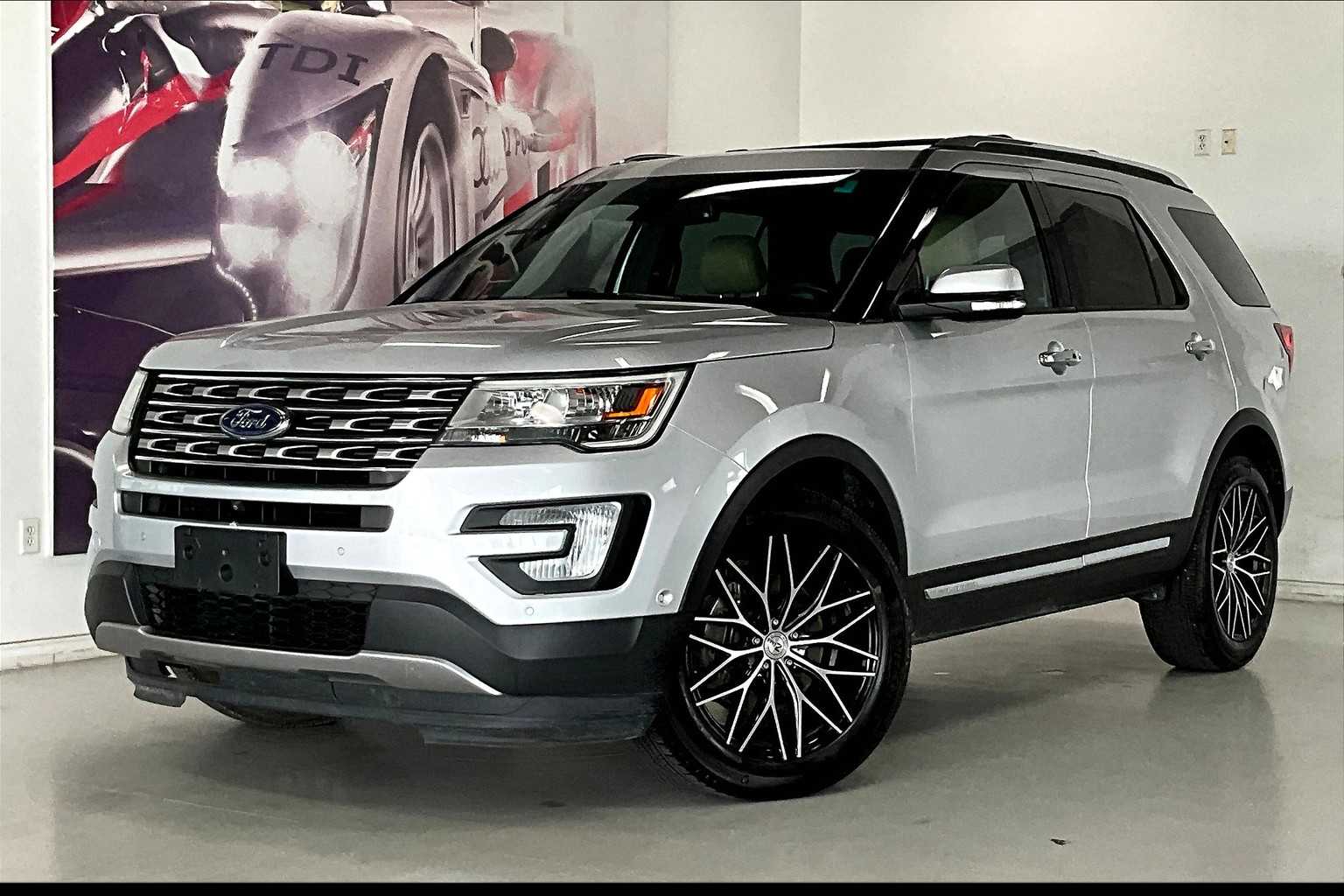 2016 Ford Explorer Limited -
                  Johnston, IA