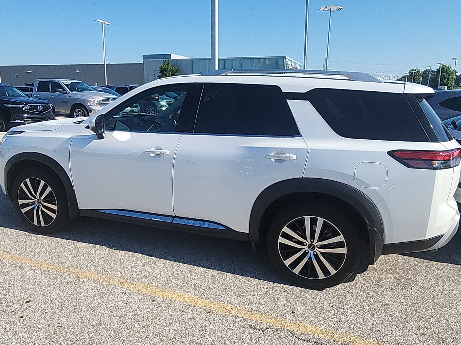 Thumbnail: 2025 Nissan Pathfinder - 7