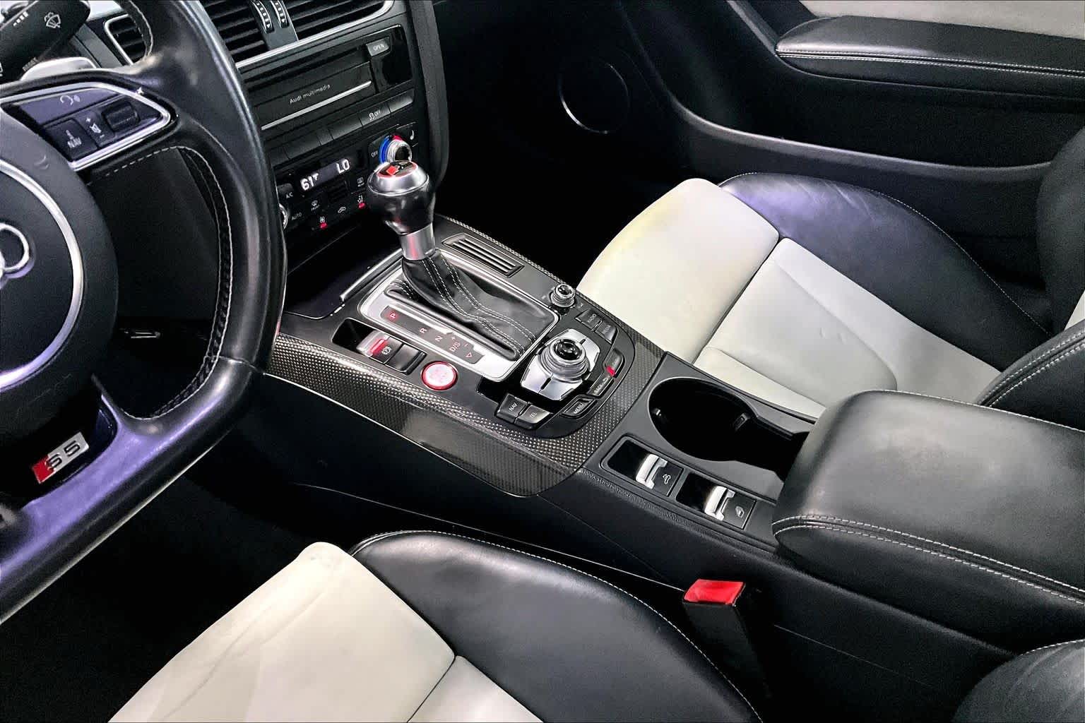 Thumbnail: 2016 Audi S5 - 14