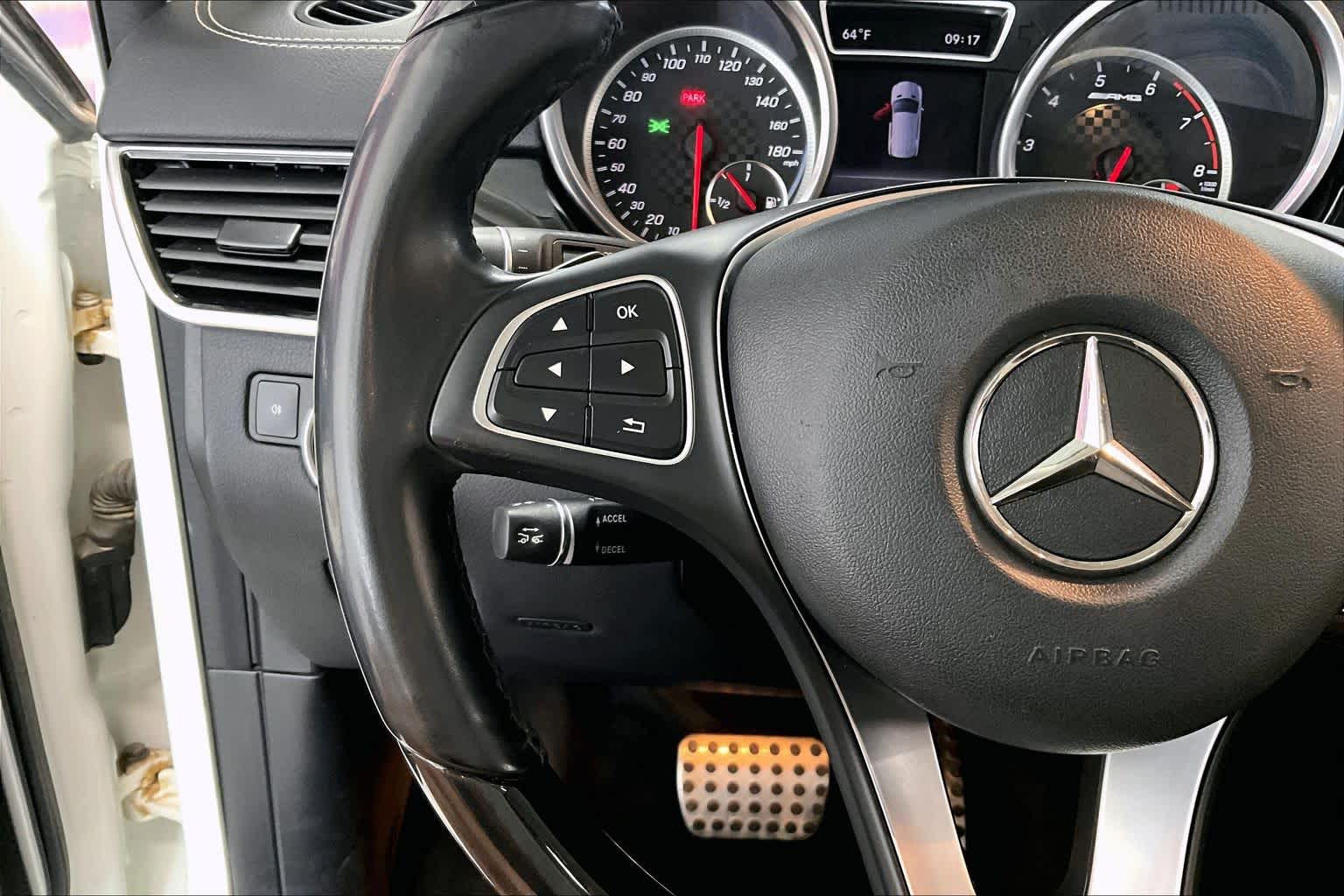 Thumbnail: 2018 Mercedes-Benz GLE - 21