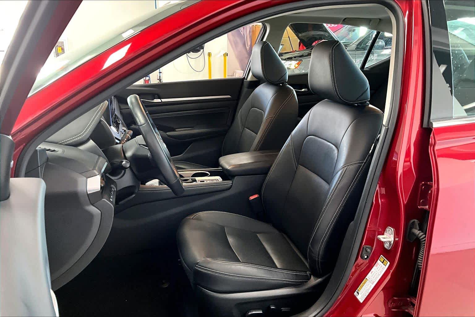 Thumbnail: 2023 Nissan Altima - 9