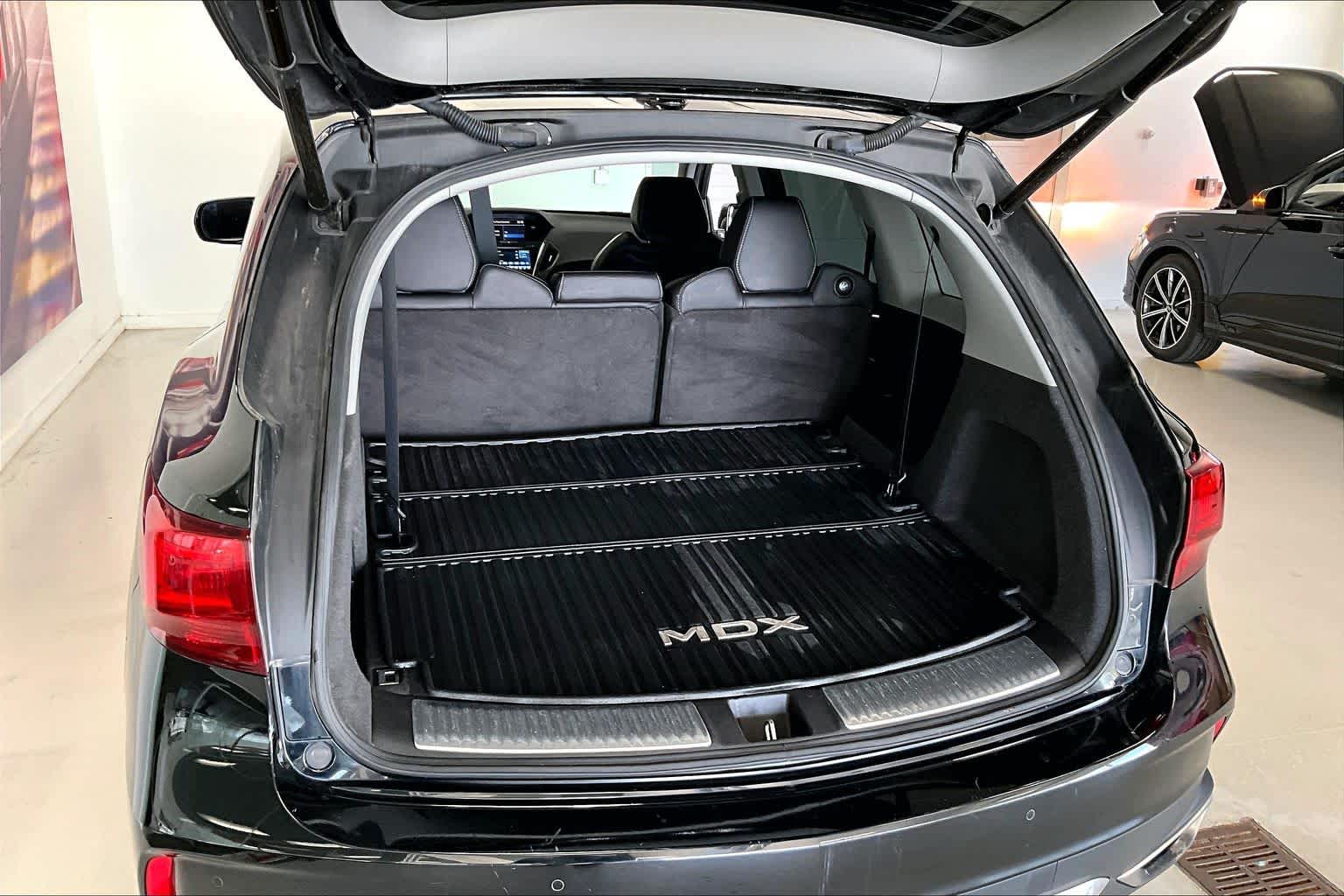 Thumbnail: 2019 Acura MDX - 16