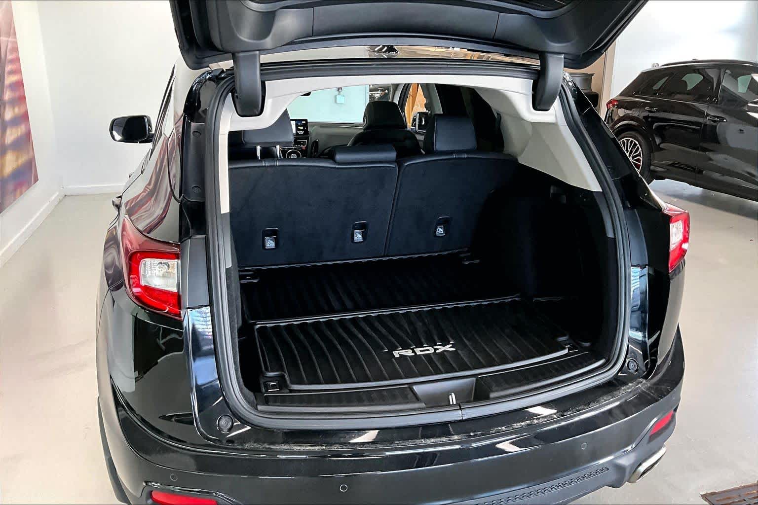 Thumbnail: 2022 Acura RDX - 15