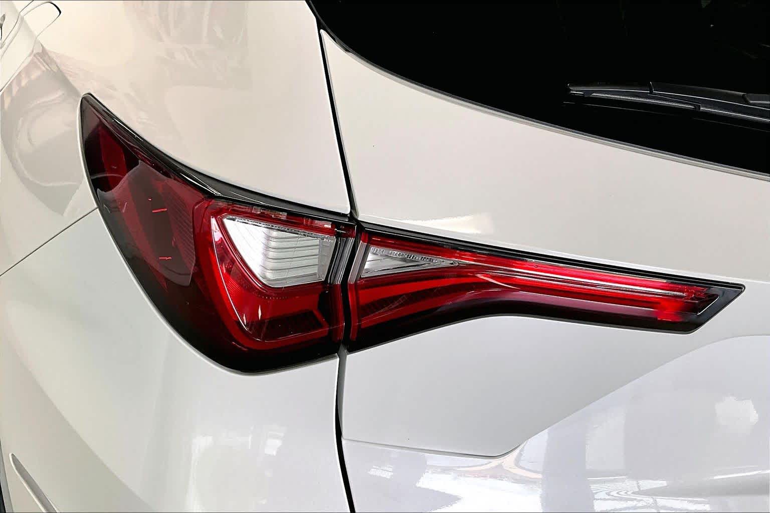 Thumbnail: 2023 Acura MDX - 30