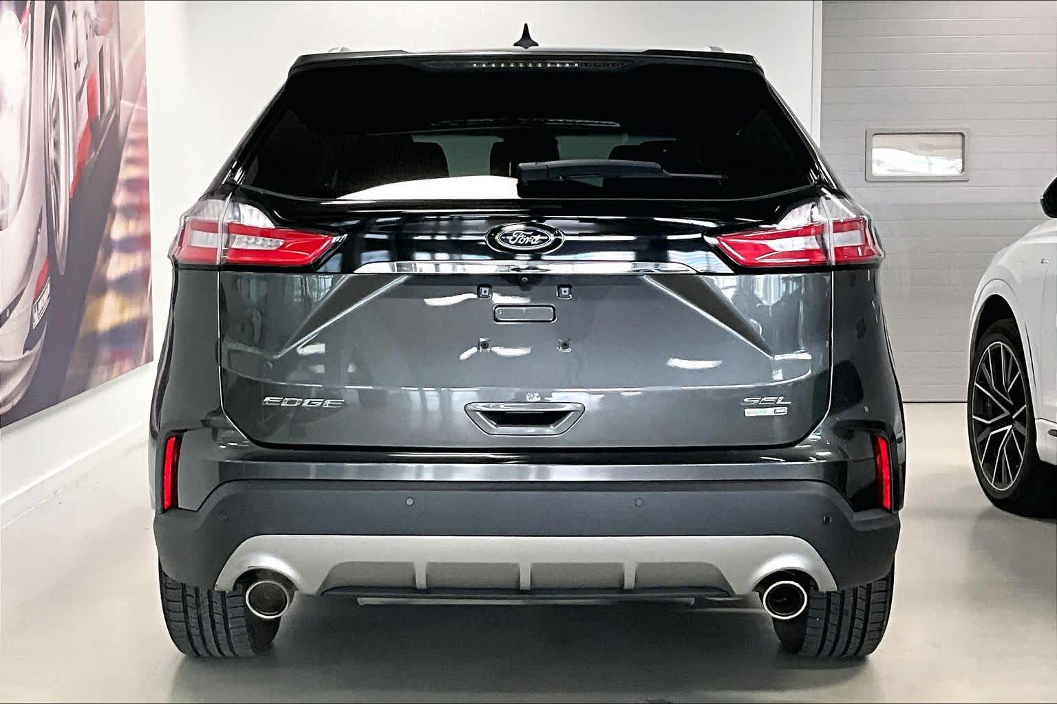 Thumbnail: 2020 Ford Edge - 5