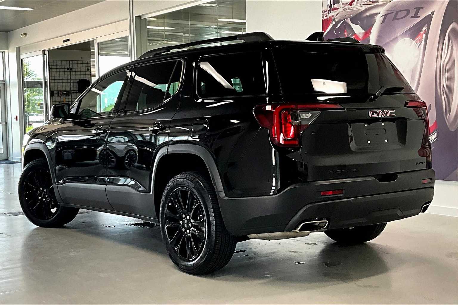 2023 Gmc Acadia SLE photo 4