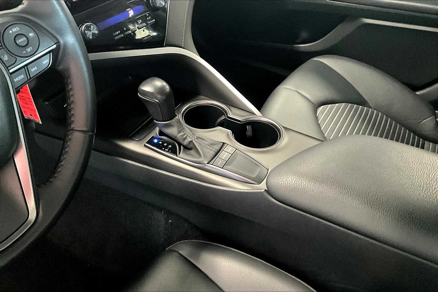 Thumbnail: 2023 Toyota Camry - 15