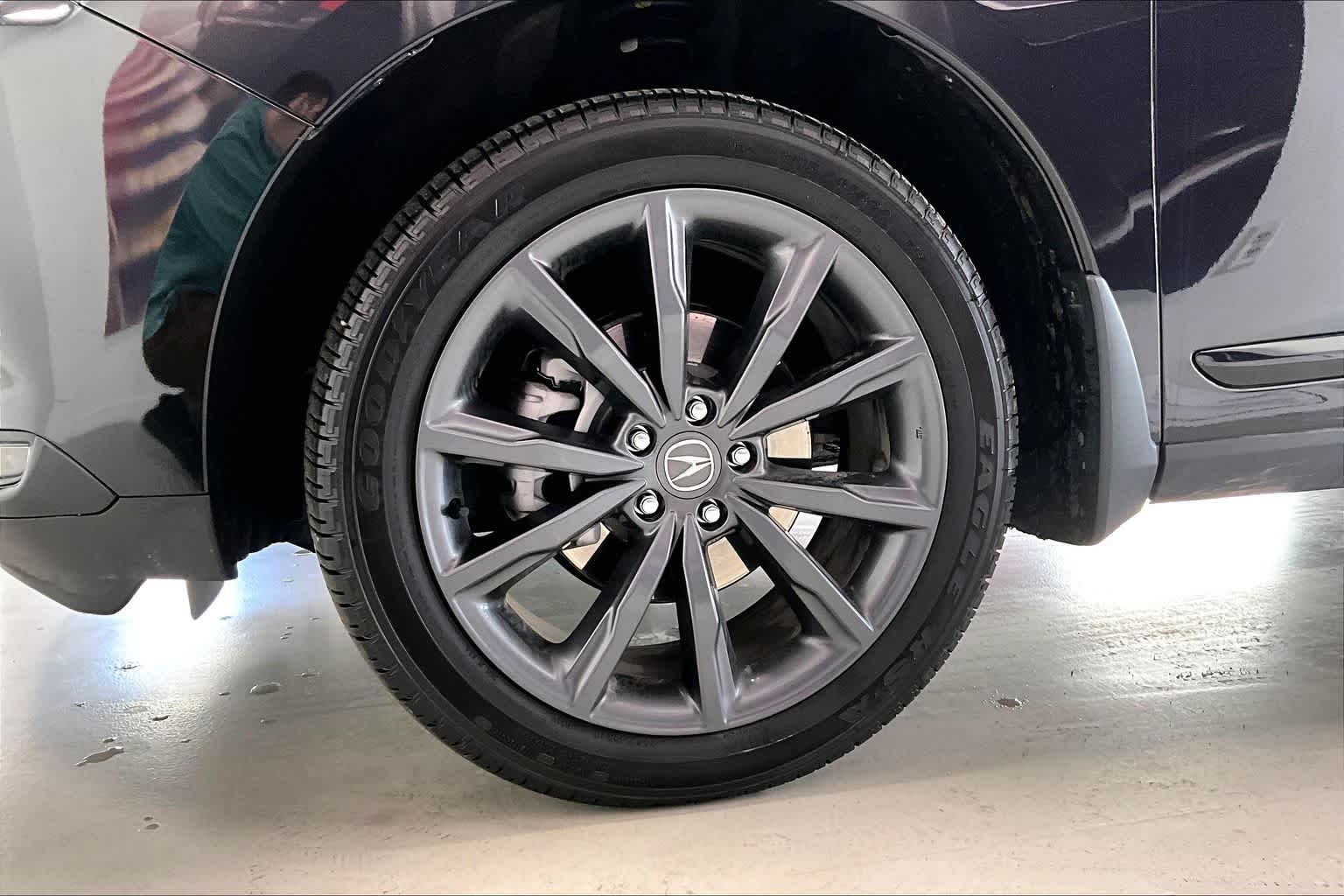 Thumbnail: 2025 Acura RDX - 8