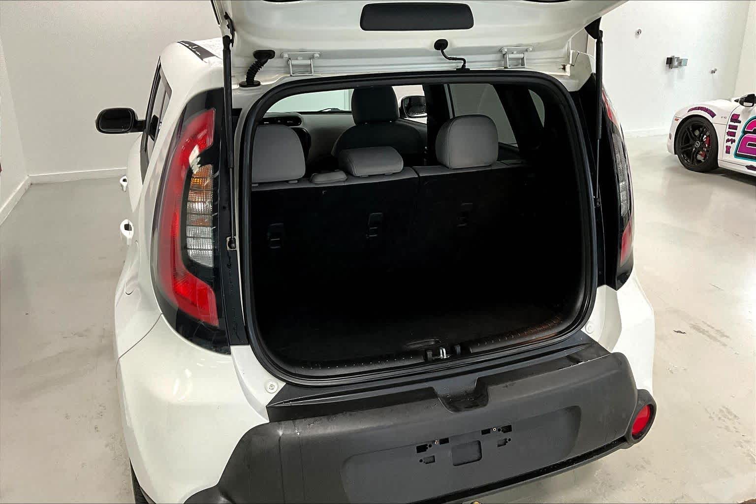 Thumbnail: 2014 Kia Soul - 17