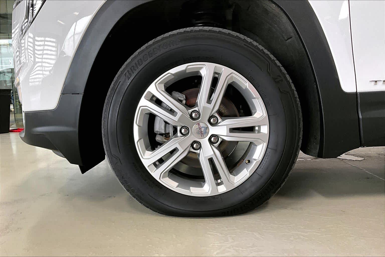 Thumbnail: 2022 GMC Terrain - 8