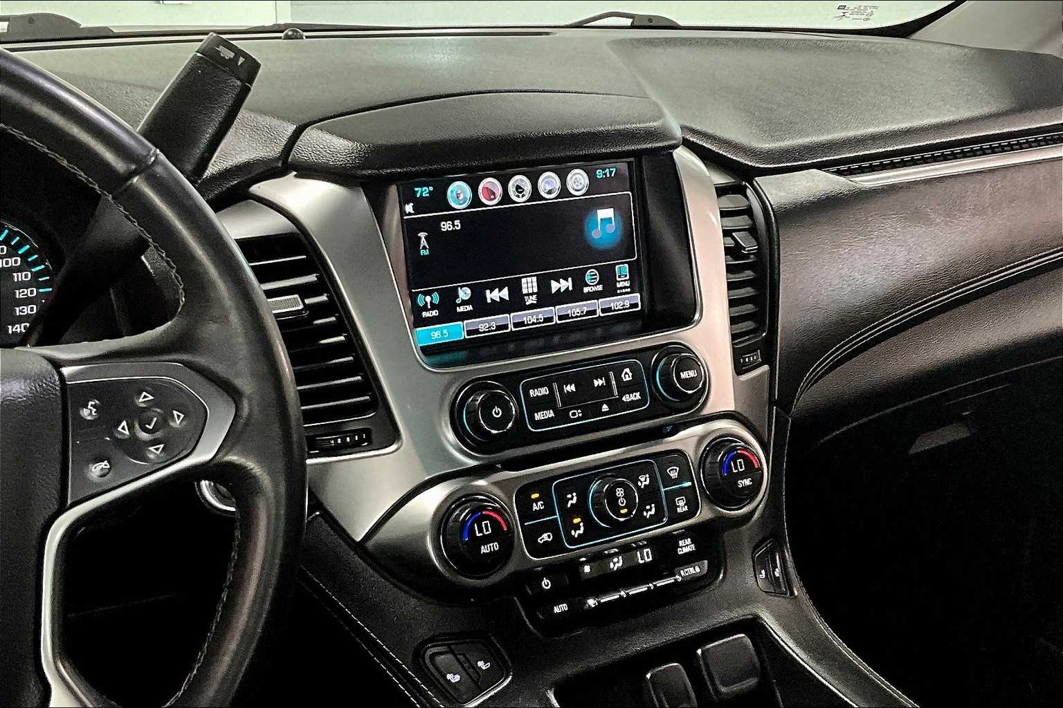 Thumbnail: 2016 Chevrolet Suburban - 14