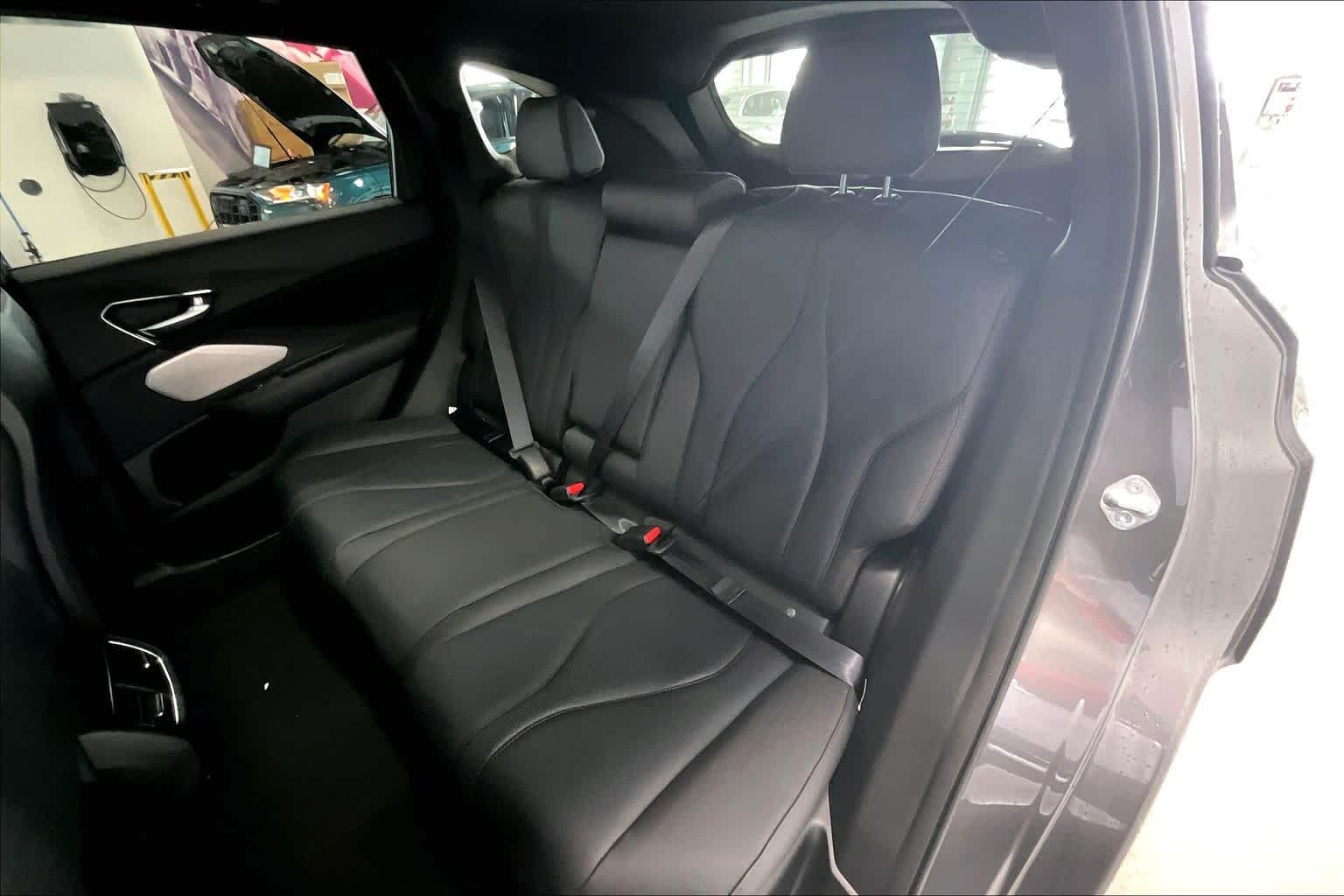 Thumbnail: 2026 Acura RDX - 13