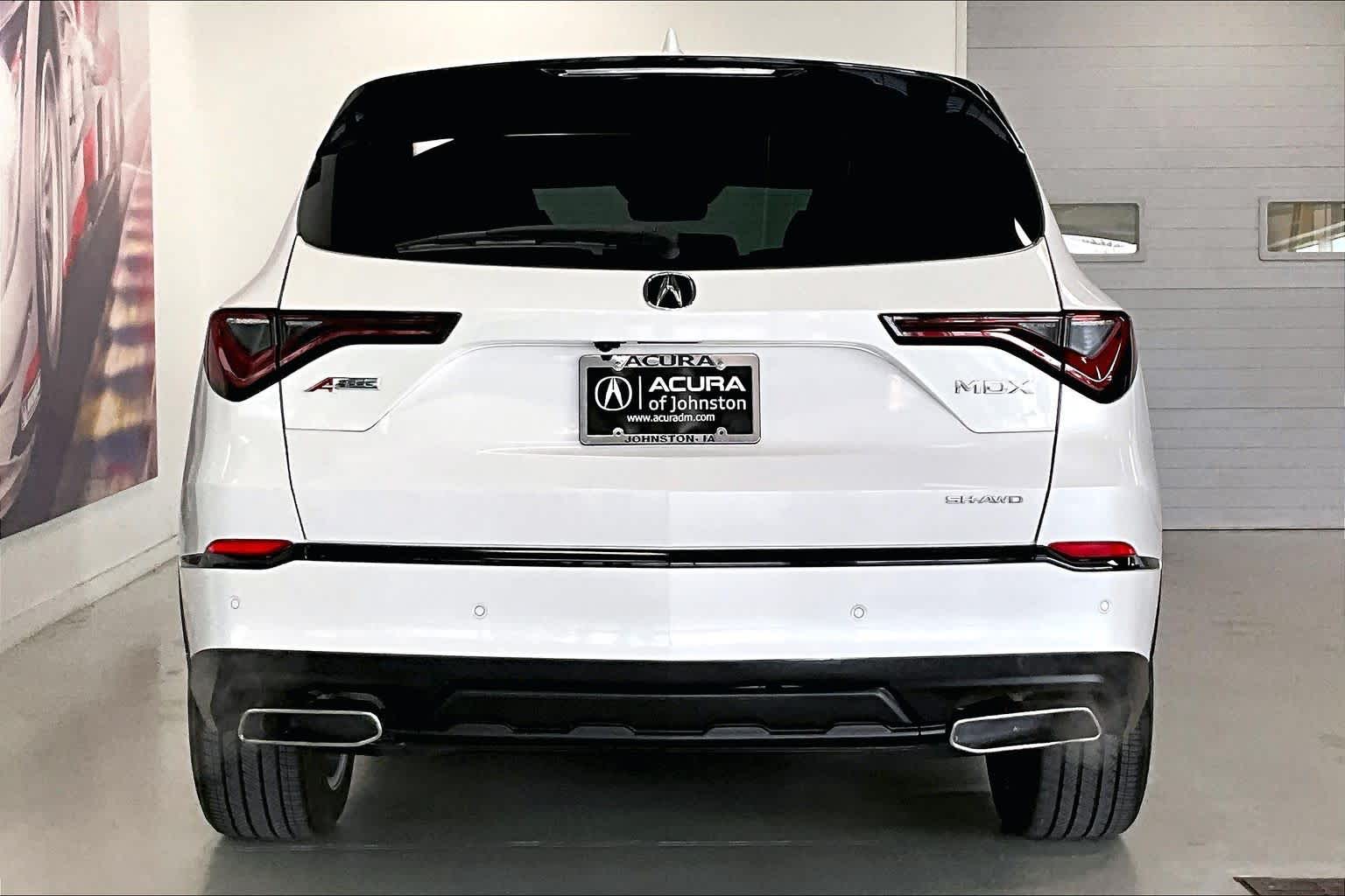 Thumbnail: 2023 Acura MDX - 5